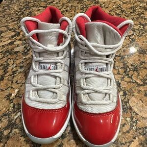 Air Jordan Retro Kids' High-Top Sneakers in White and Red